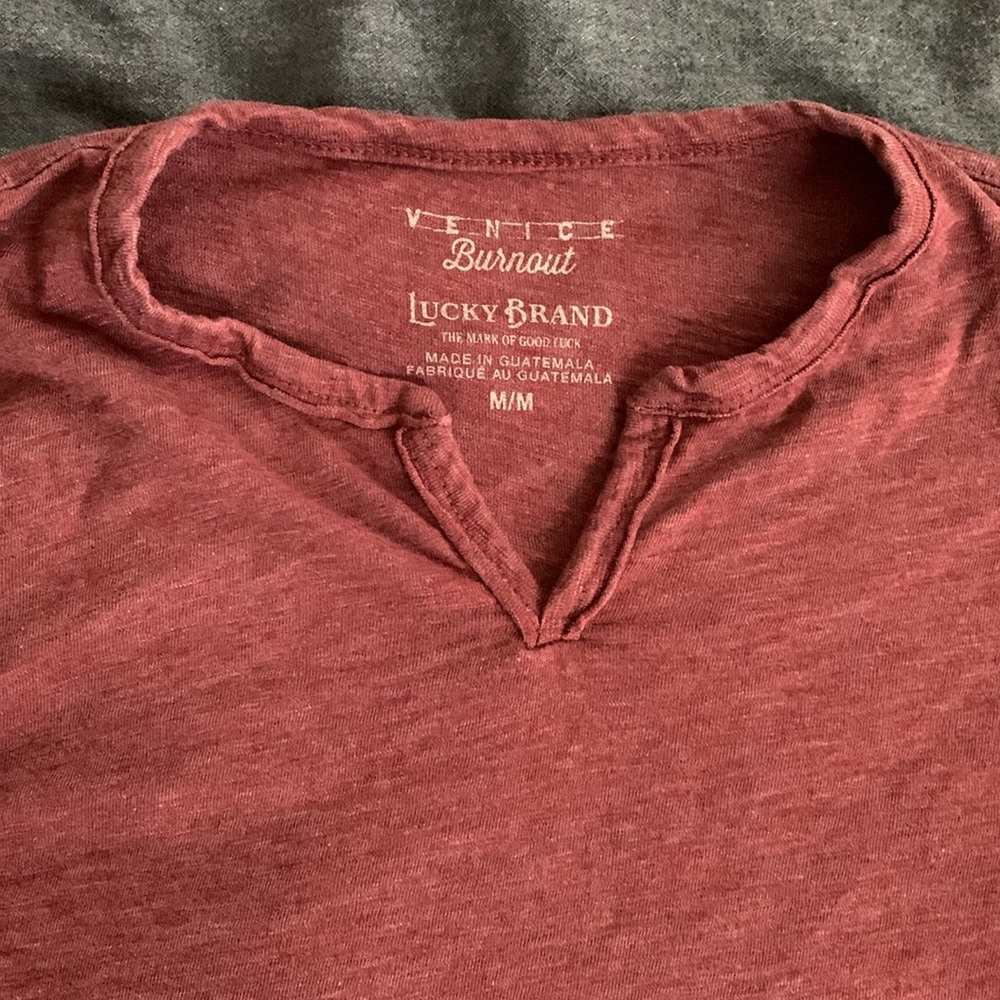 Lucky brand long sleeve Henley red men’s medium